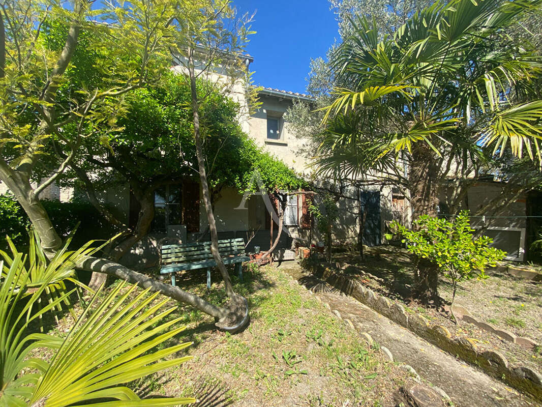 Maison à SAINT-MARTIN-LALANDE