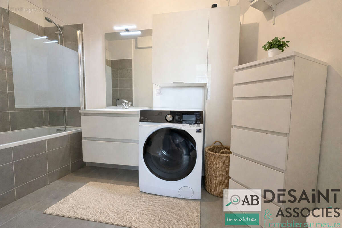 Appartement à COUPVRAY