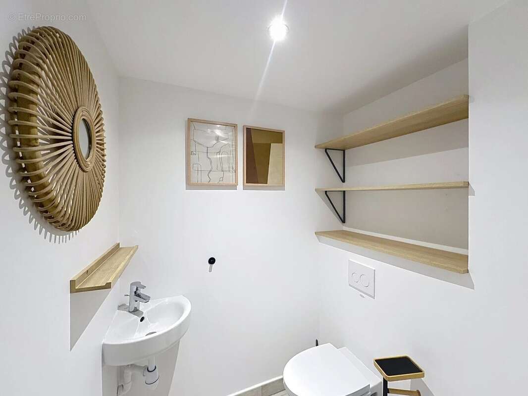 Appartement à VILLENEUVE-LOUBET