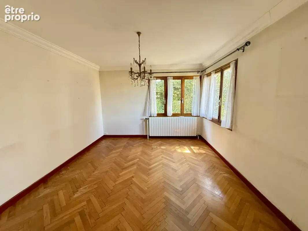 ROUSSILLON - 98m2 habitables, sous sol complet - 3 CHAMBRES - 906m2 TERRAIN - photo 6