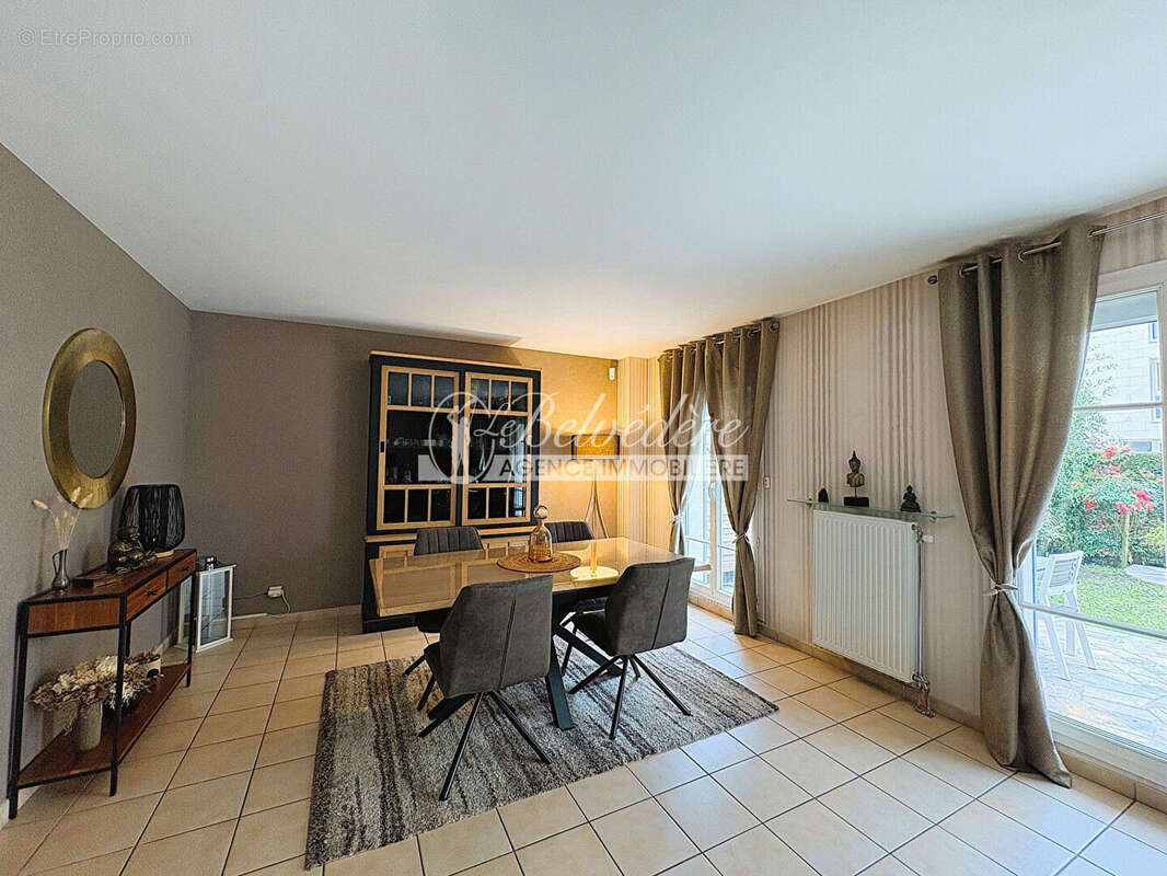 Maison à LE PLESSIS-BOUCHARD