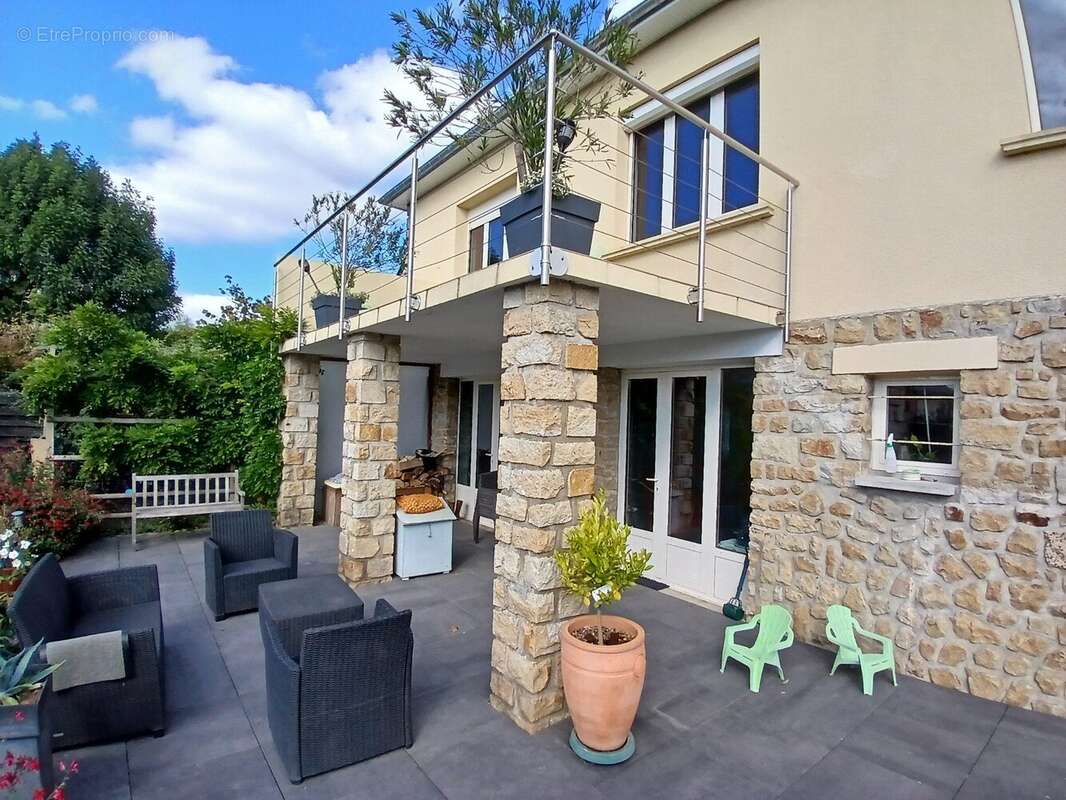Maison à LAVAL