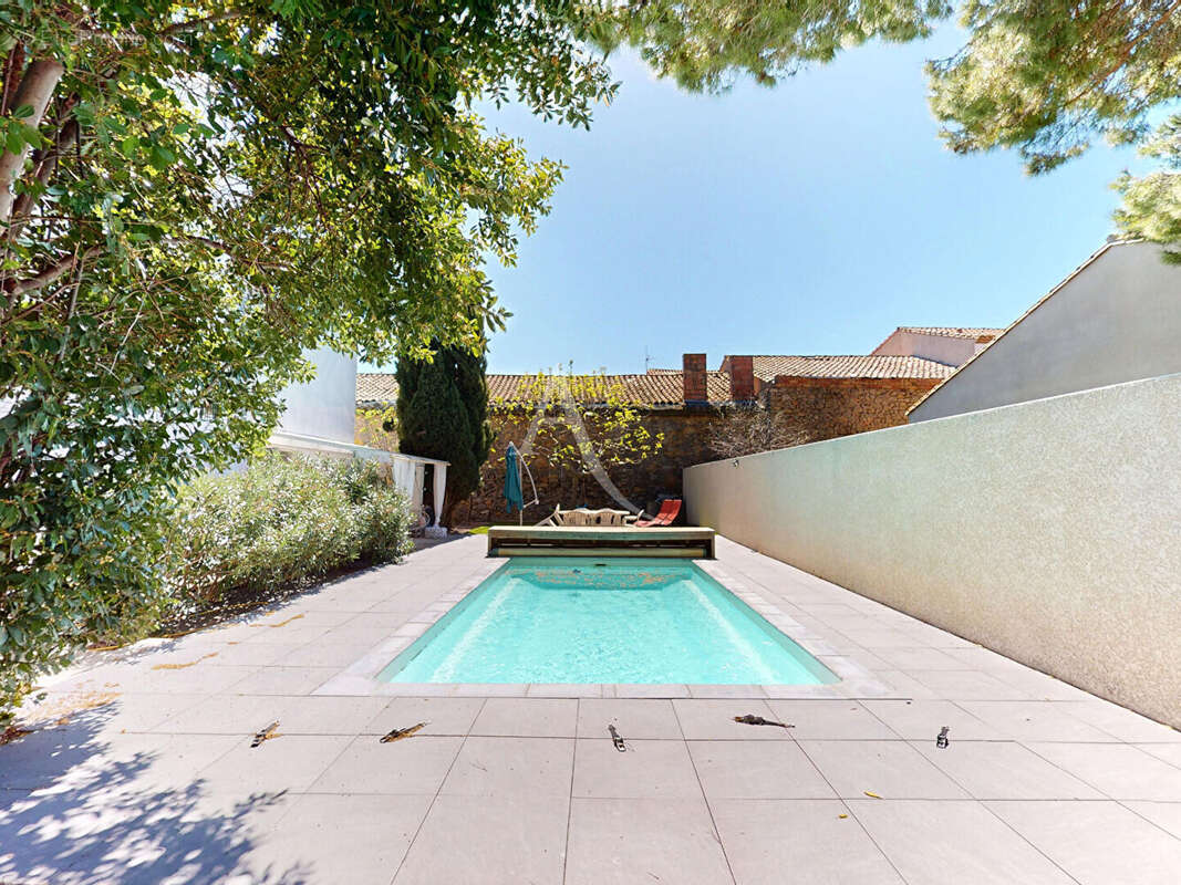 Maison à LEZIGNAN-CORBIERES