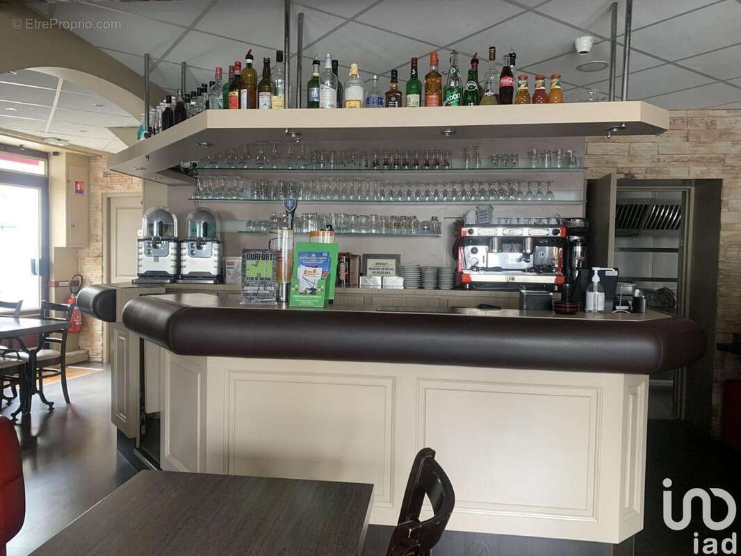 Photo 3 - Commerce à CHATEAUNEUF-SUR-LOIRE