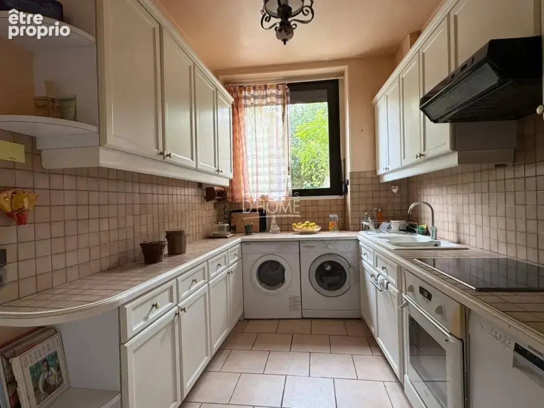 Maison familiale de 5 chambres à deux pas des écoles et des commerces - photo 5