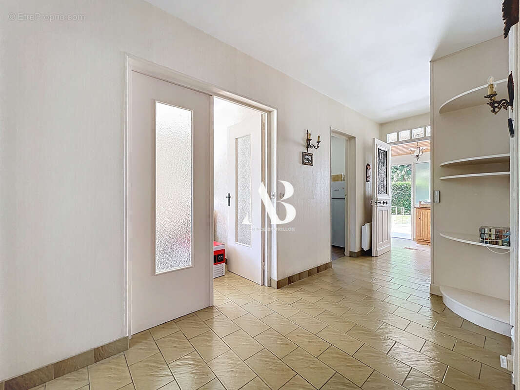 Maison à DONNEMARIE-DONTILLY