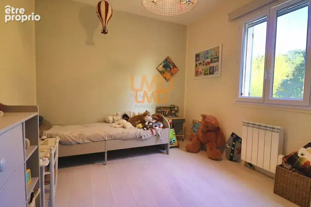 Saint Maximin: Maison T4 127m2 terrain 1000m2 - photo 11