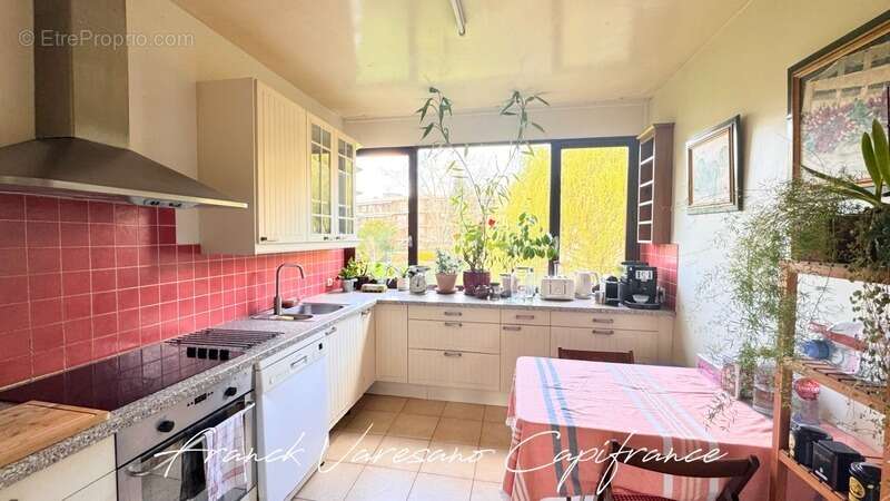 Appartement à NOISY-LE-ROI