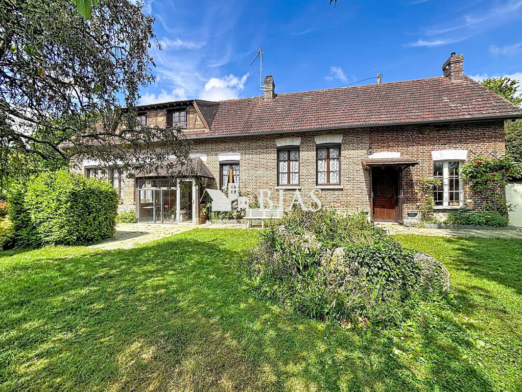 Maison à LA HAYE-MALHERBE