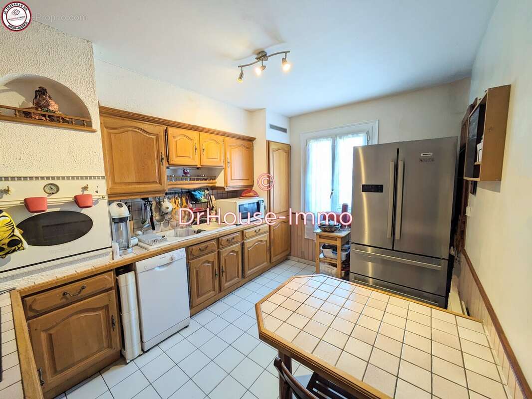 Maison à CHANTELOUP-LES-VIGNES