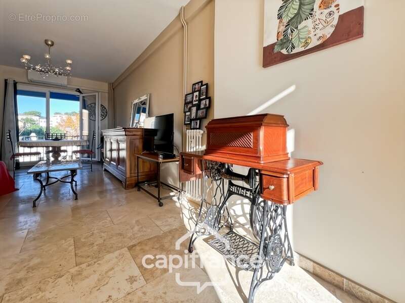 Appartement à HYERES