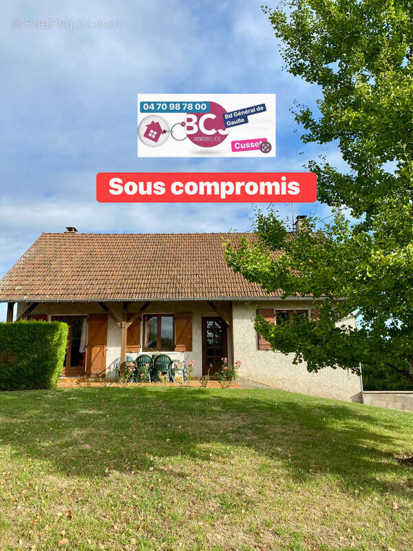 Maison à SAINT-CHRISTOPHE