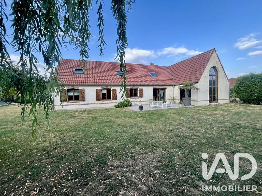 Photo 1 - Maison à MARCOING