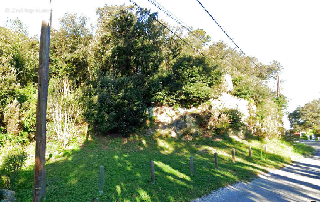 'Terrain constructible 1850m2 Vallée Heureuse Sorède   Calme, hors lotissement, très recherché !' - photo 2