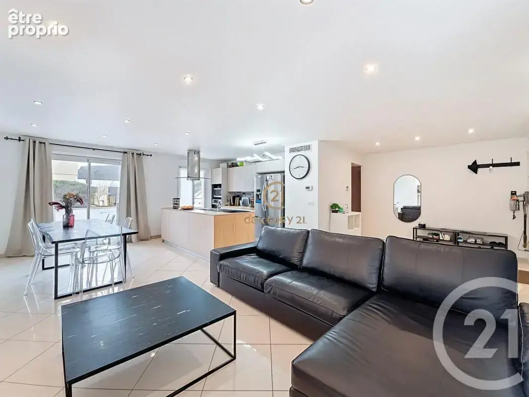 Maison 96 m² à Givors  - photo 6