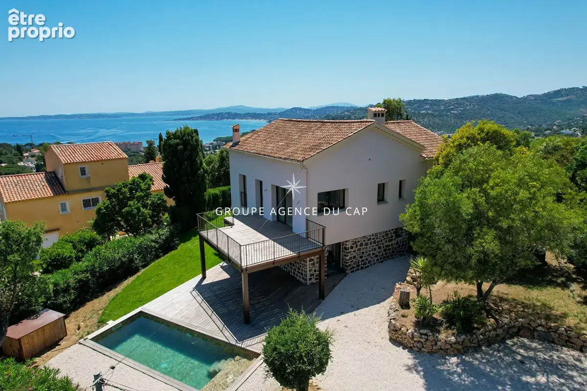 Maison à LES ISSAMBRES