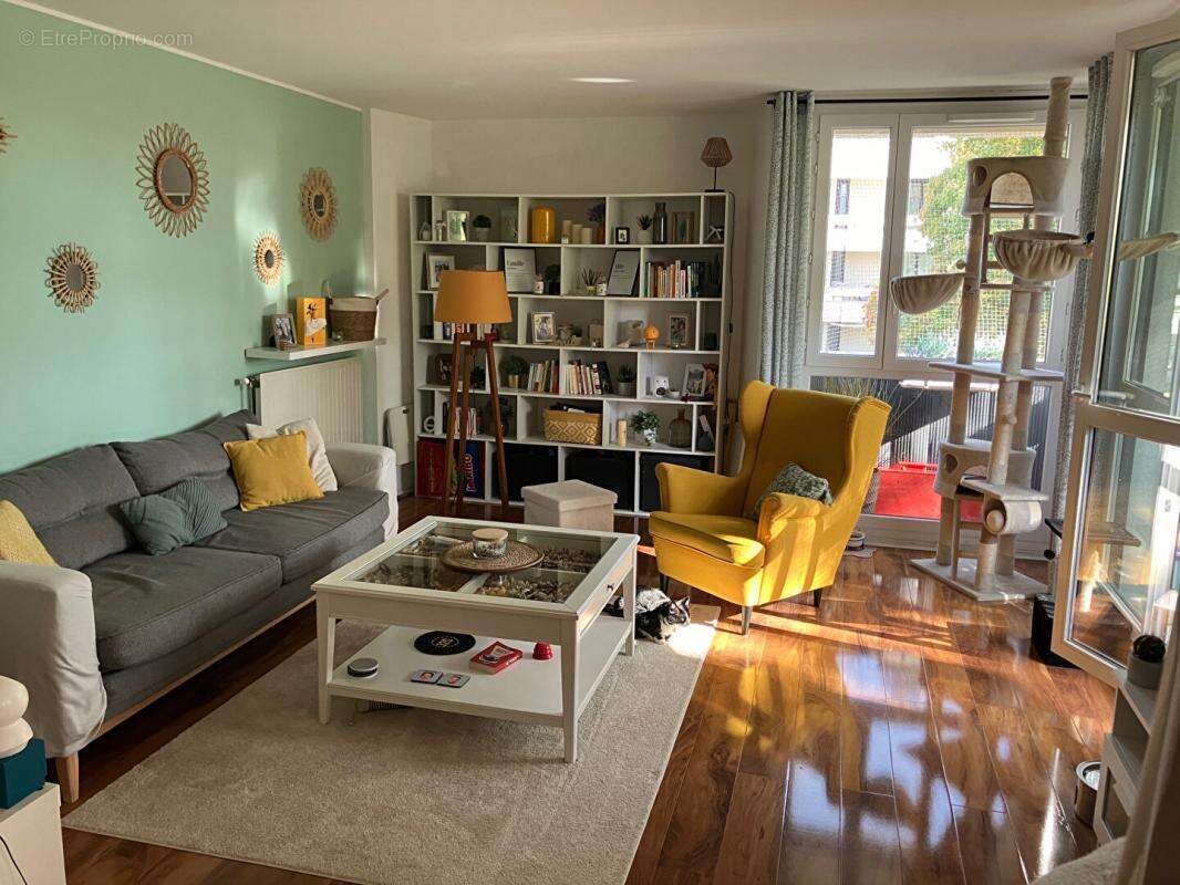 Appartement à ELANCOURT