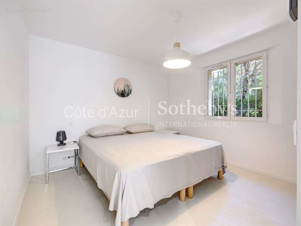 Maison à LES ISSAMBRES