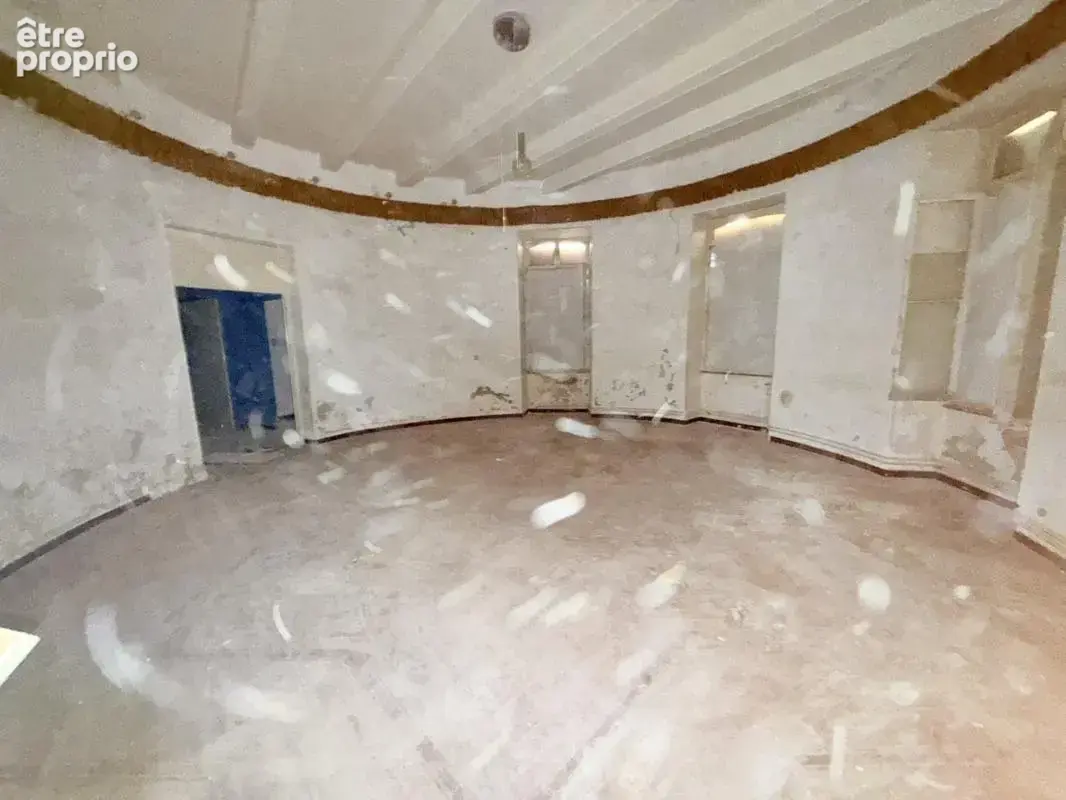 Le château — appartement type 2 · parquet rose des vents + jardin + parking - photo 6