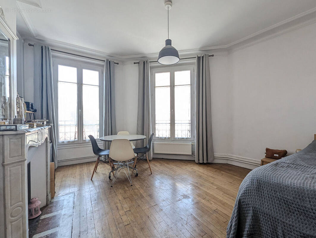 Appartement à FONTENAY-SOUS-BOIS