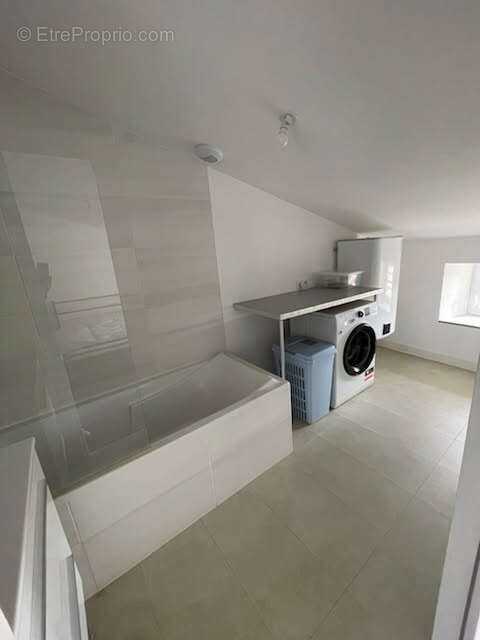 Appartement à SAINTE-FLORENCE