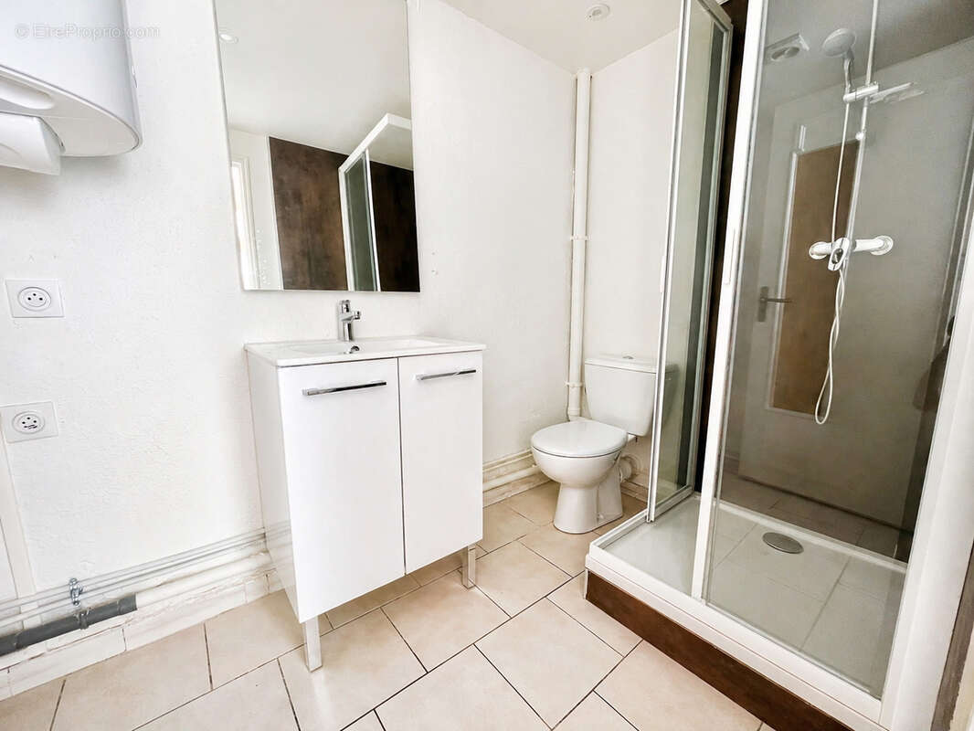 Appartement à SIX-FOURS-LES-PLAGES
