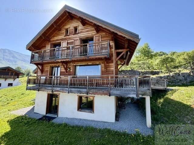 Maison à ALBIEZ-MONTROND