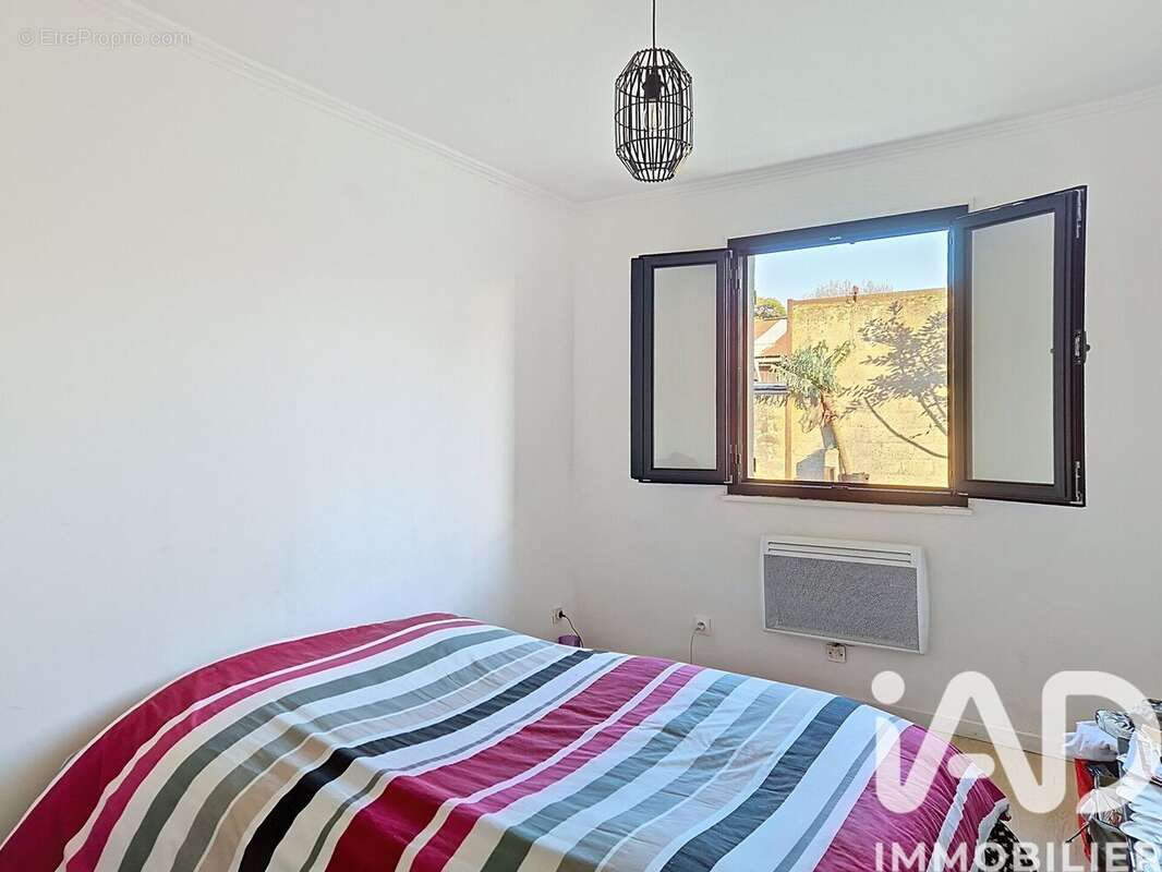 Photo 7 - Maison à LE MESNIL-SAINT-DENIS