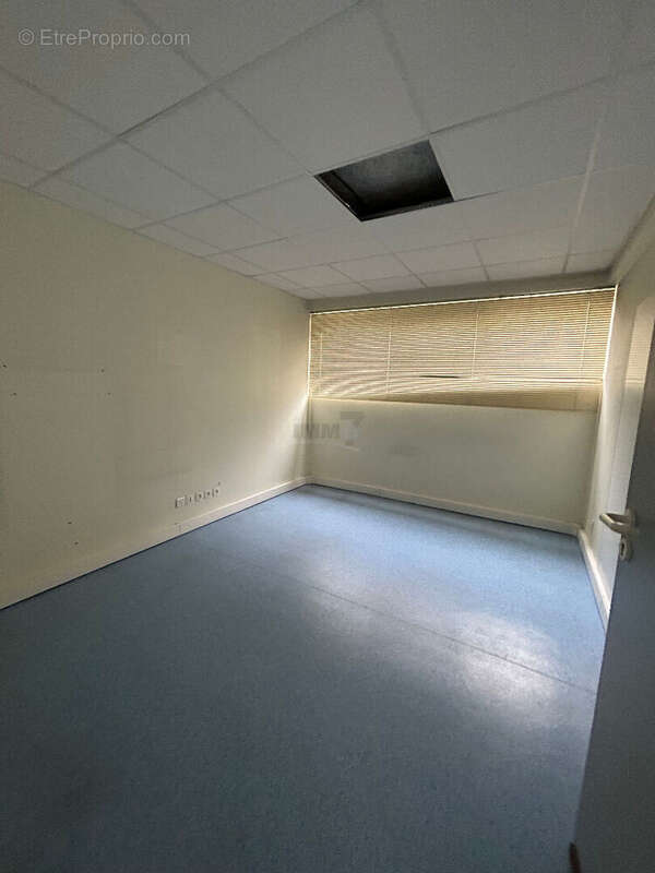 Commerce à LIZY-SUR-OURCQ