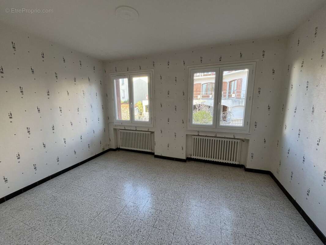 Appartement à SAINT-ETIENNE