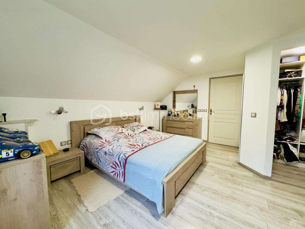 Maison à THORENS-GLIERES