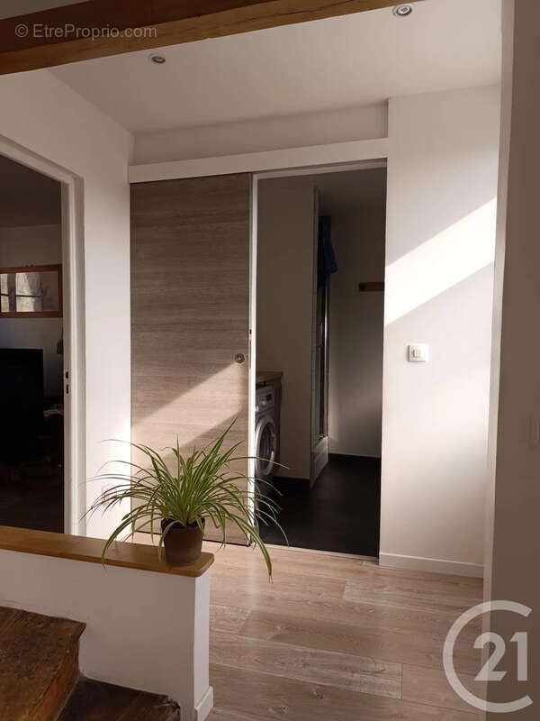 Maison 206 m² à Oissery  - photo 15