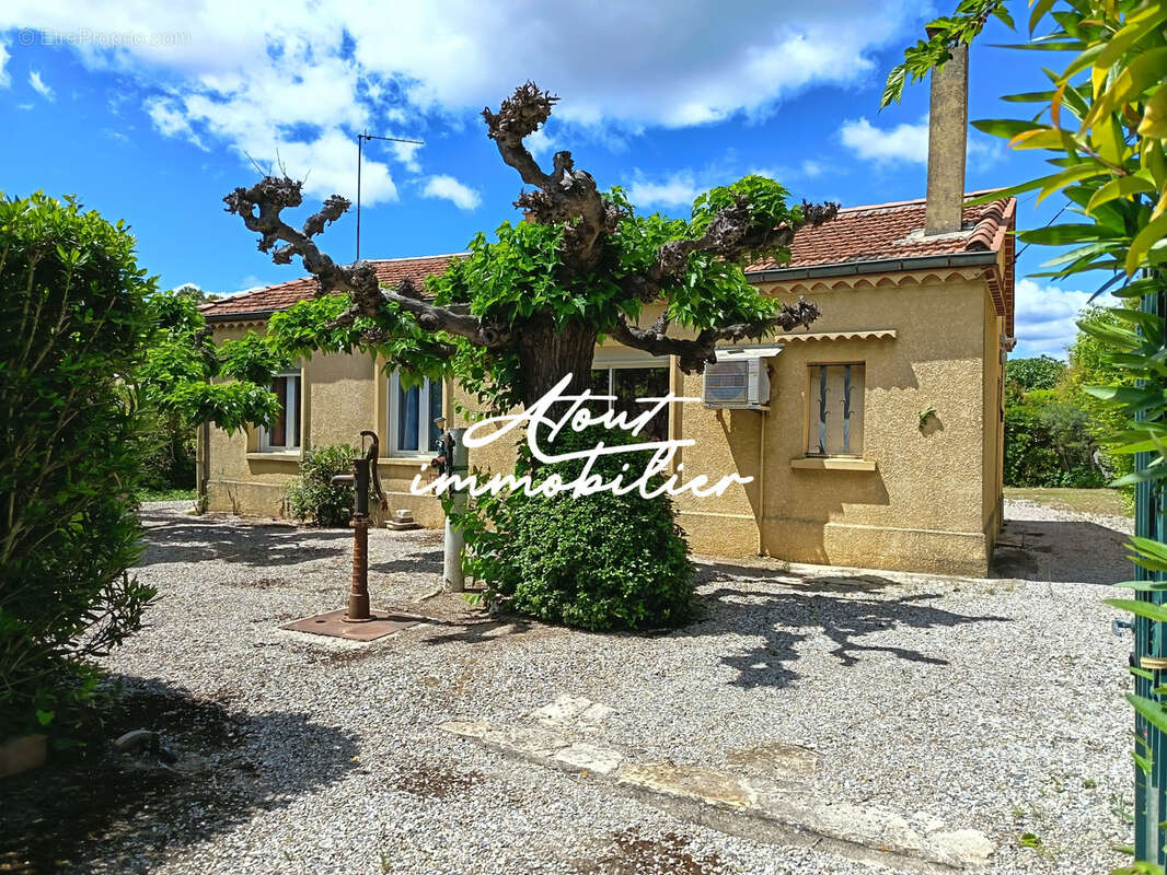 Maison de plain à rénover avec garage non attenant . Fort potentiel à PLAISSAN - photo 14