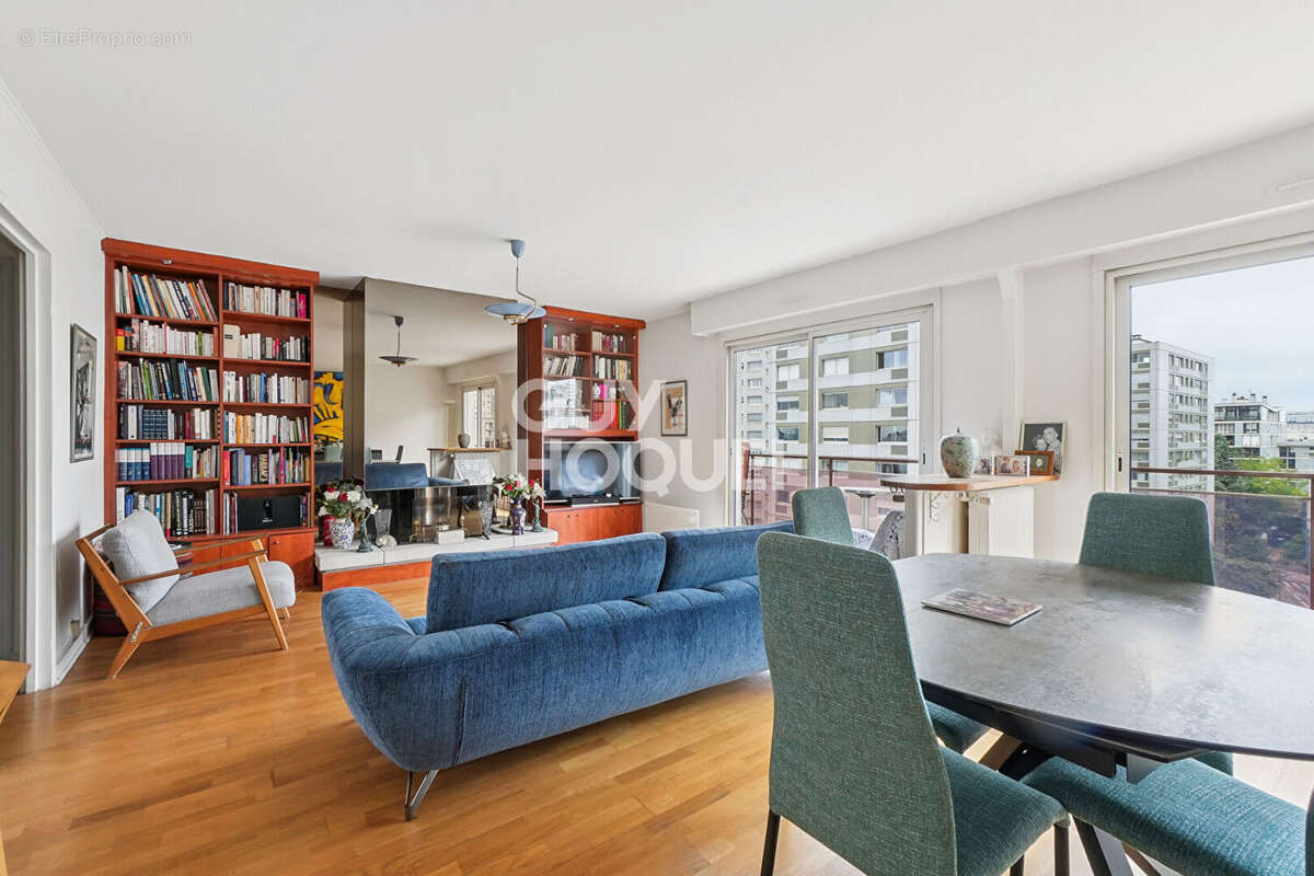 Appartement à PARIS-20E