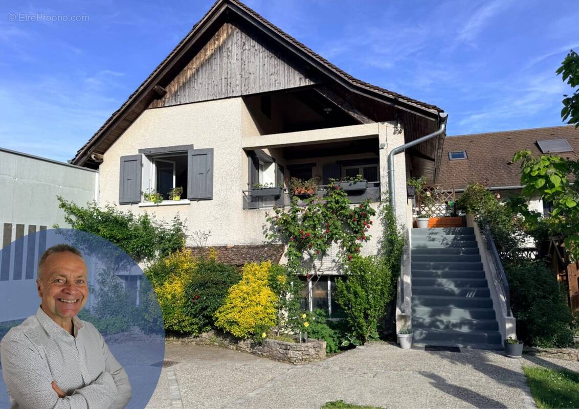 Maison à MIRIBEL-LES-ECHELLES