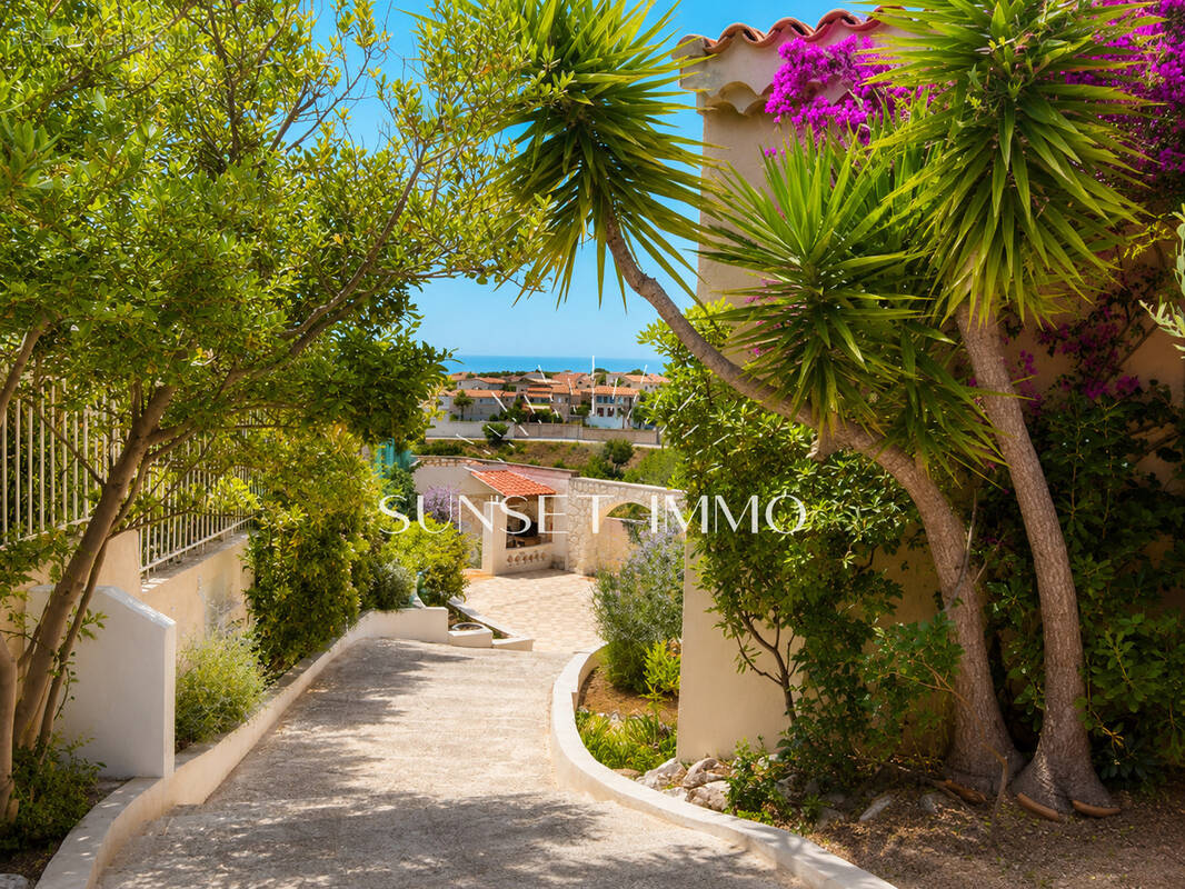 Maison à SAUSSET-LES-PINS