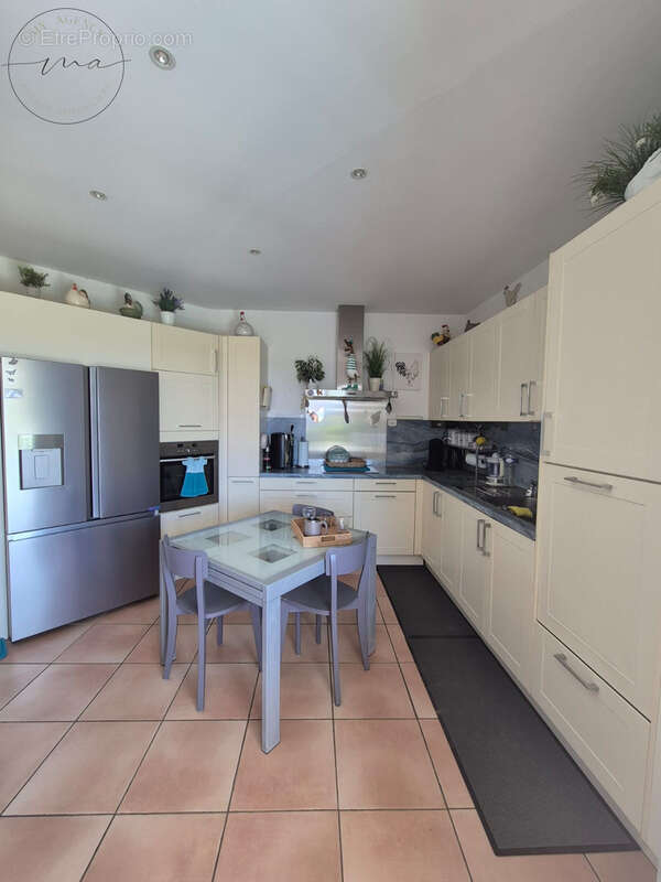 Maison à SAINT-GENIES-DE-FONTEDIT