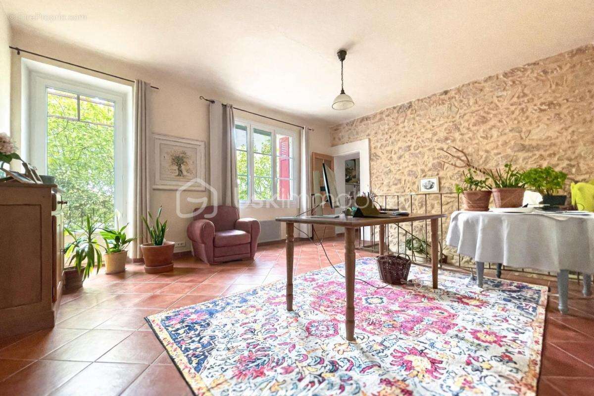 Maison à MALLEMORT