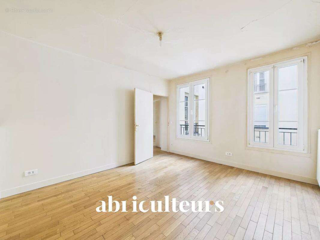 Appartement à PARIS-6E