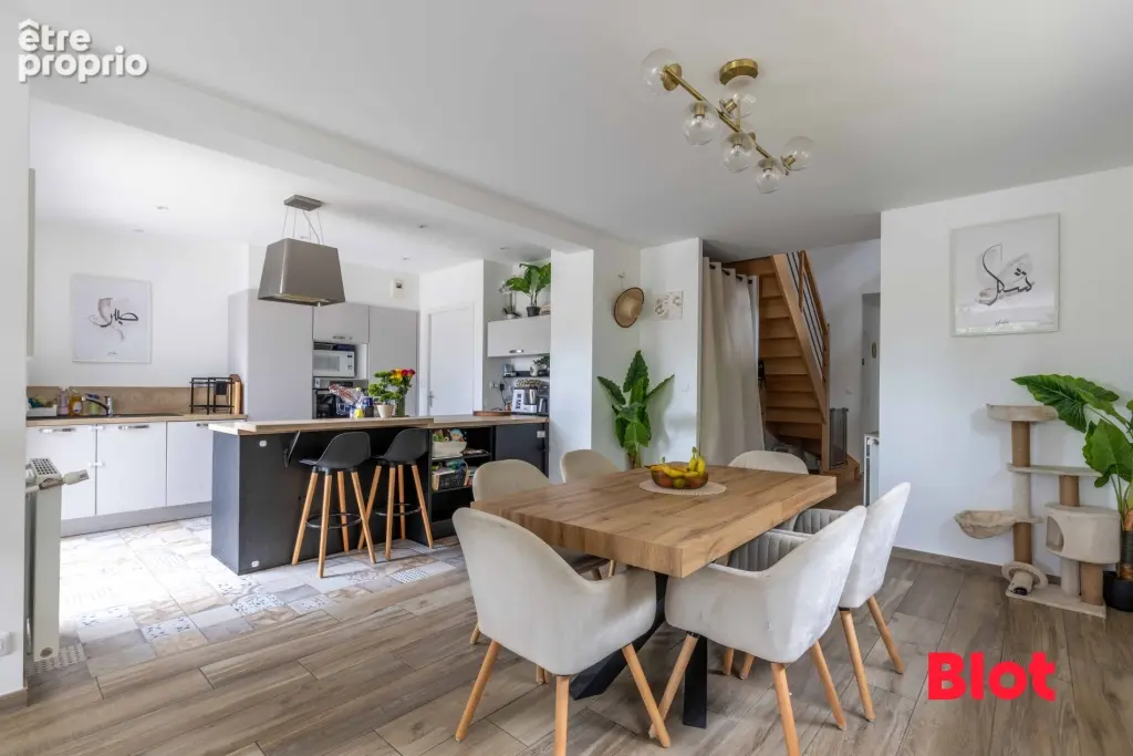 Maison 5 pièces 141 m² à vendre à Cintre (35310) - photo 3