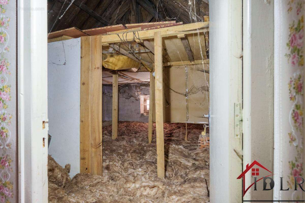 Maison de village sur 1328 m2 de terrain - photo 17