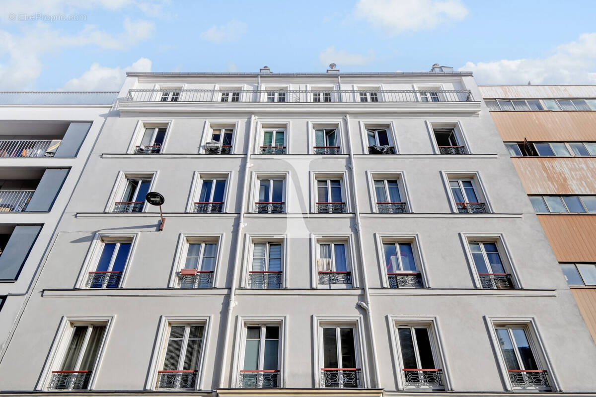 Appartement à PARIS-18E
