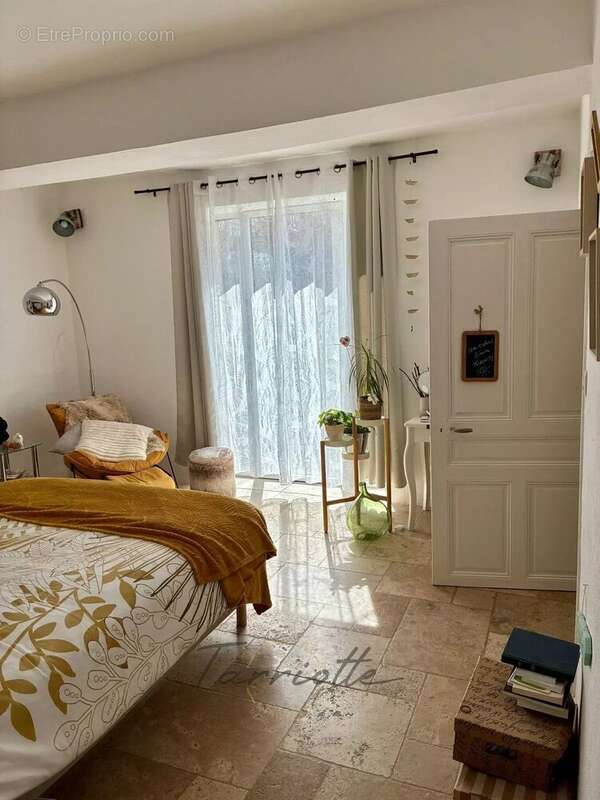 Maison à BONLIEU-SUR-ROUBION