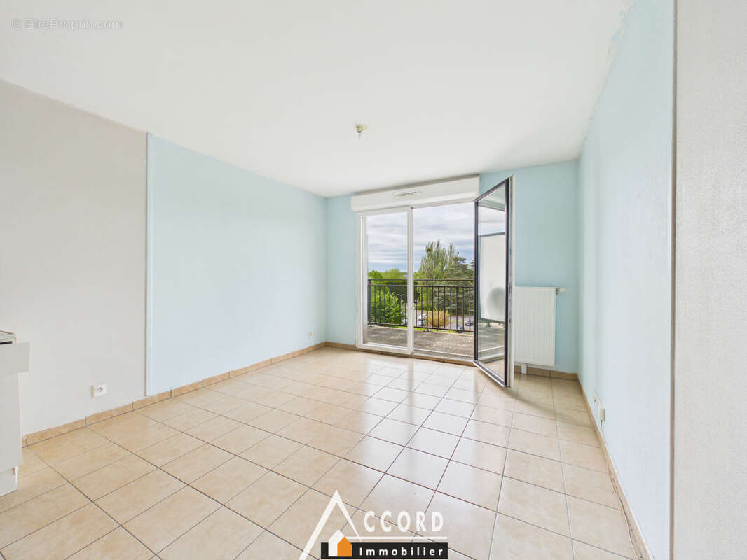 Appartement à SARTROUVILLE