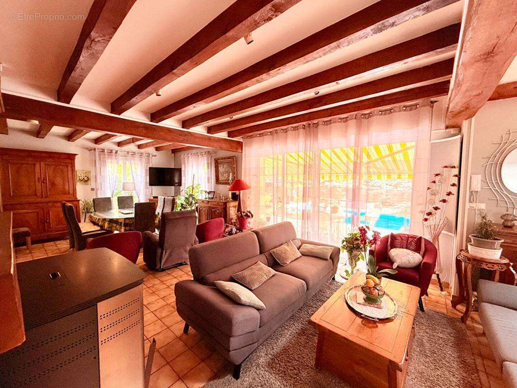 Maison de caractère 250 m² , 10 pièces sur Terrain 1000 m² à Joigny - photo 6