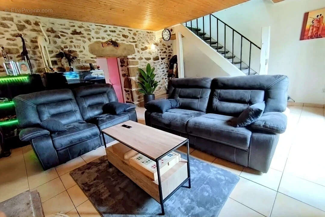 Maison à LEGE