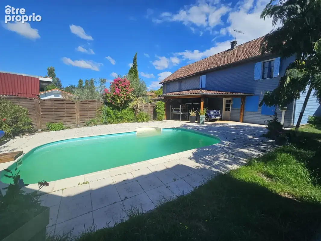 Au coeur du village de  Mezos - photo 3