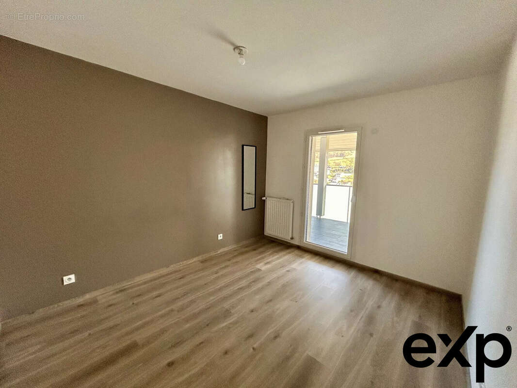 Appartement à SAINT-JEOIRE-PRIEURE