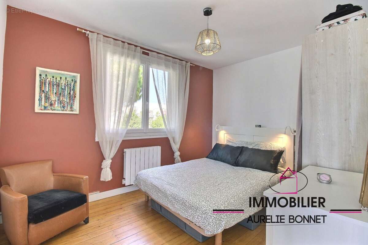 Chambre - Appartement à TROUVILLE-SUR-MER