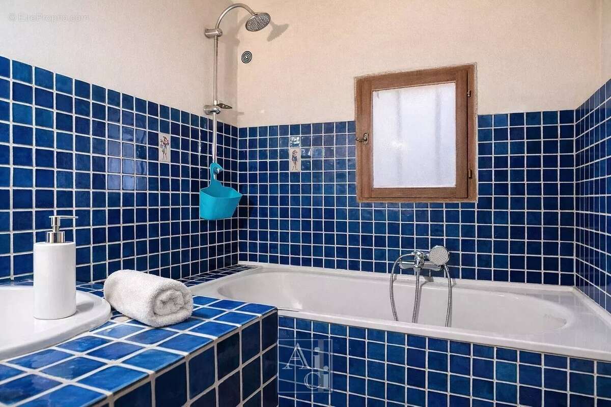 Maison à MOUGINS
